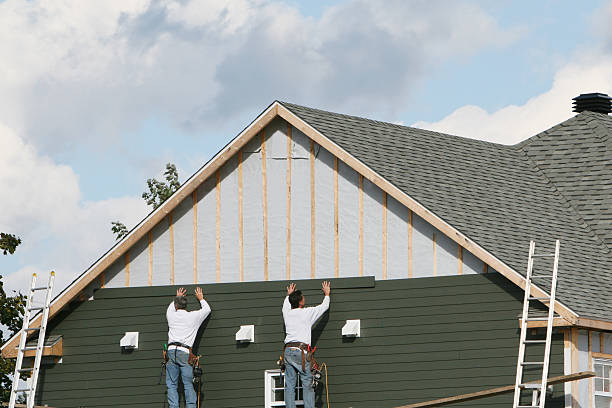 Professional Siding Repair technician working in Clarksburg, OH