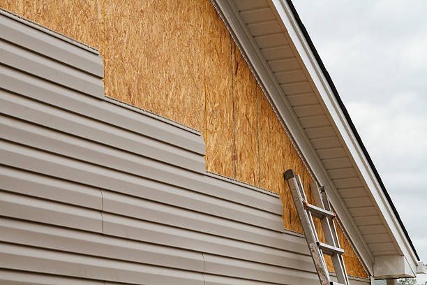 24/7 Emergency Siding Repair experts in Clarksburg, OH